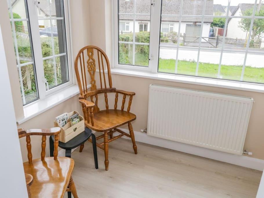 Beautiful Cottage With Gardens, Patio & Fireplace Dromahair Extérieur photo