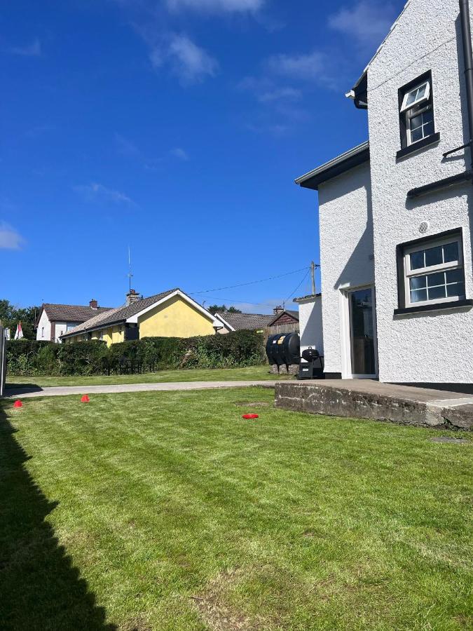 Beautiful Cottage With Gardens, Patio & Fireplace Dromahair Extérieur photo